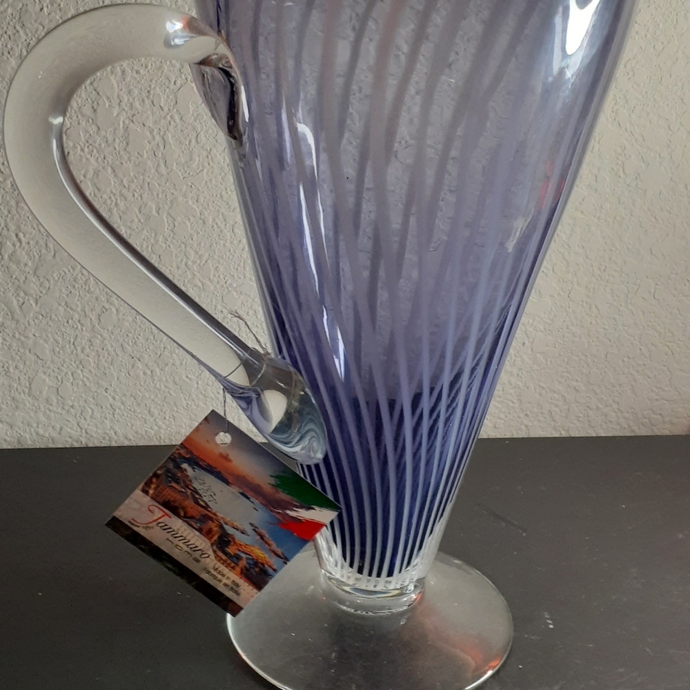 GORGEOUS MCM Tammaro Italy Blown Amethyst Ribbon Glass 10" Pitcher.